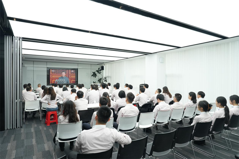 দশ বছরের উত্থান-পতন, 1.4 বিলিয়ন মানুষের হৃদয়—কিউজিএম মাতৃভূমির সাথে গৌরব শেয়ার করে