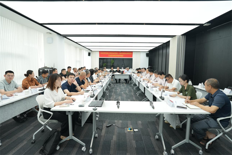 ম্যানুফ্যাকচারিং থেকে 